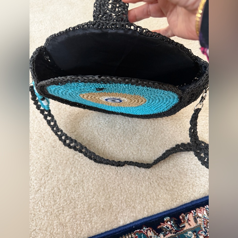 New Women’s Handmade Purse - Picture 4 of 4